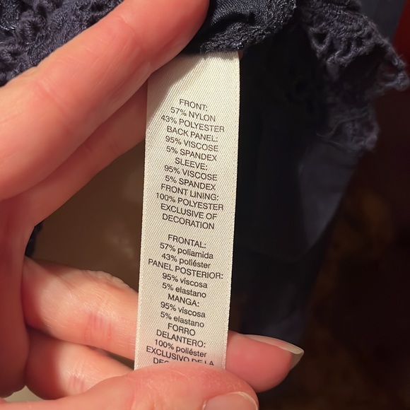 EUC Navy Chico’s lace blouse - Picture 10 of 16